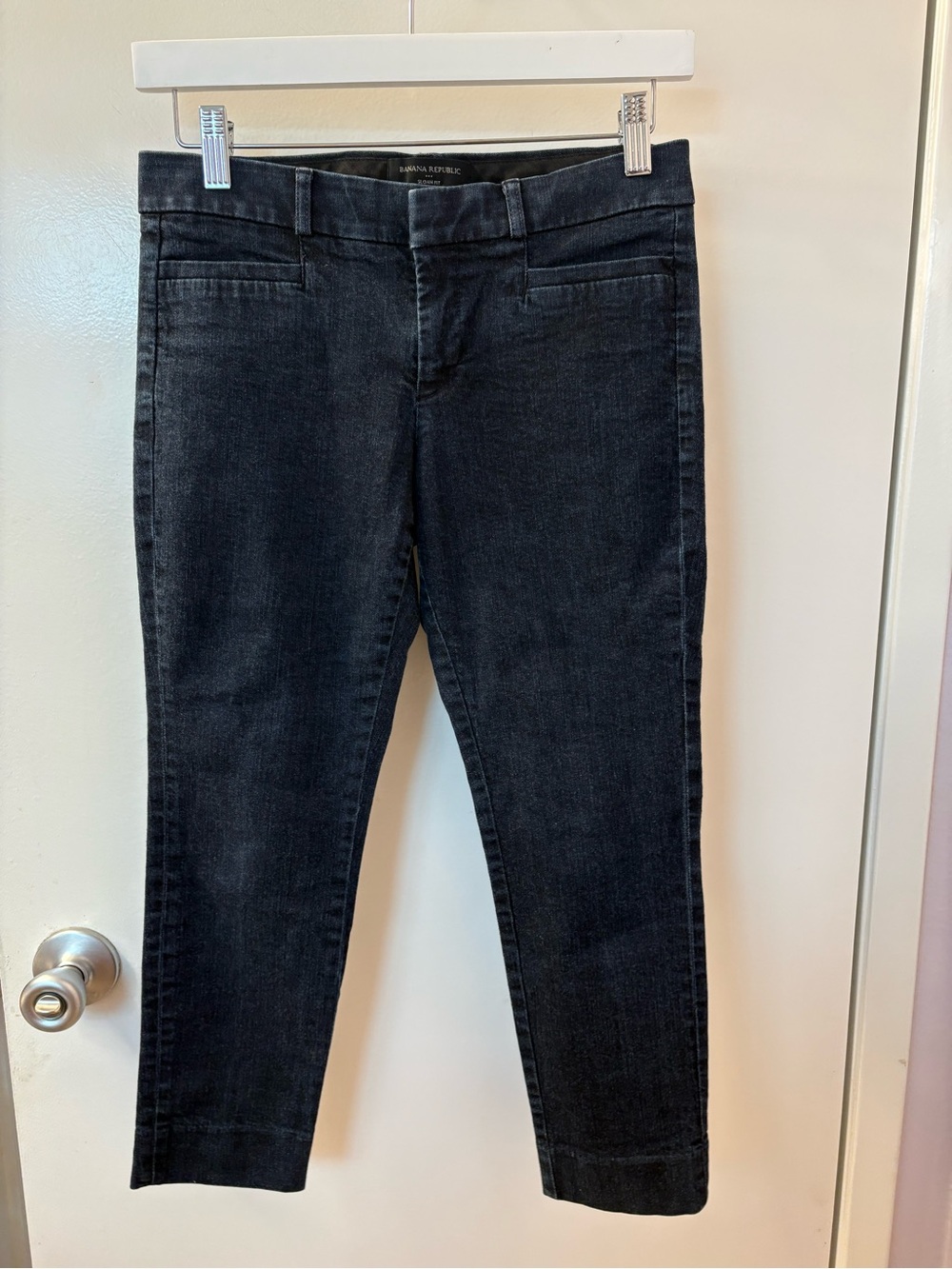 Banana Republic Sloan fit dark wash cropped stretch denim jeans Like New